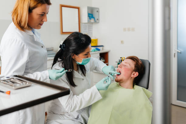 Best Emergency Tooth Extraction in Pinebluff, NC